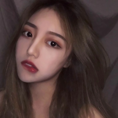 17张氛围感拉满的真人女生头像 精选高清意境女头