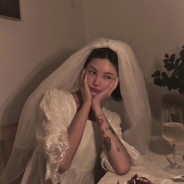 28张女生QQ气质魅力头像 展现不一样的时尚氛围感