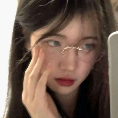 更新的14张好看女生头像合集来了