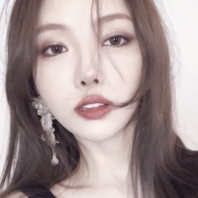 29张安静清新气质女生头像 高清温柔感拉满