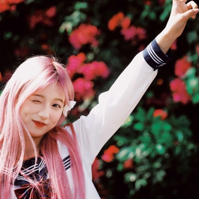 19张无水印真人神仙女生头像免费拿