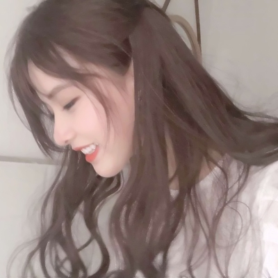 35张高清神仙颜值女生头像合集