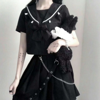 QQ优质玩网女生头像（24张）