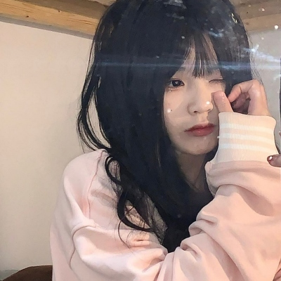 版女生专用QQ头像来了！共20张好看的图