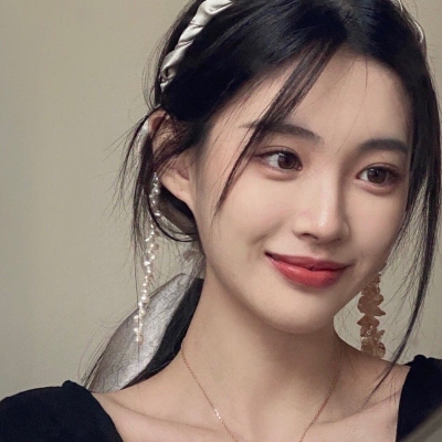 9张精致仙气感女生真人头像分享