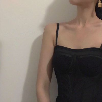 30张高清女生玩网部位头像 质感拉满的氛围感头像合集