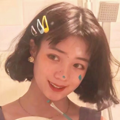 16张高清港风复古女生头像 氛围感拉满