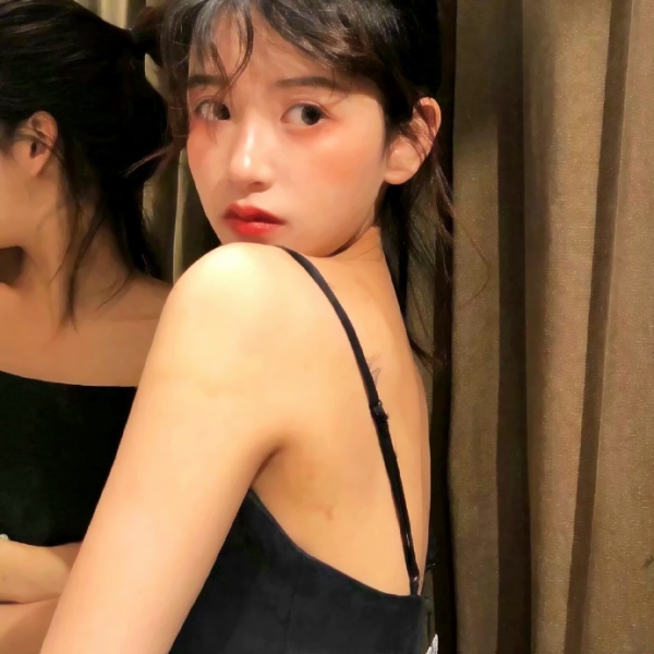 36张氛围感拉满的气质女生头像合集 唯美又有个性