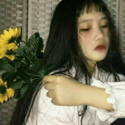超酷漂亮小姐姐高清真人头像合集 一共10张