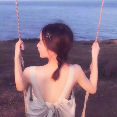 30张高清有气质的成熟知性女生微信头像