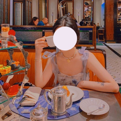 优雅文艺不露脸女生头像 8张合集送上