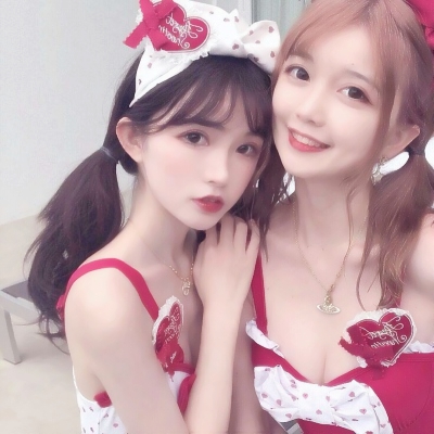 8张高清真人双生闺蜜头像 好看又适配女生头像需求