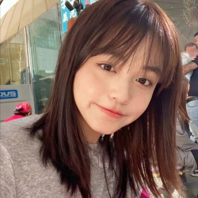 女生干净精致QQ头像 16张高清图