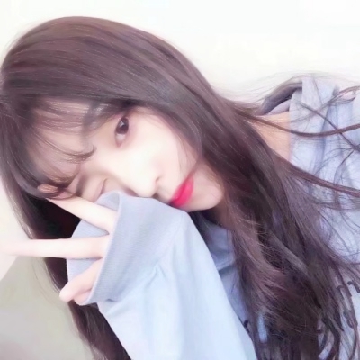 23张高清韩国女生微信头像 好看又百搭