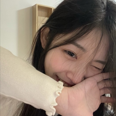 9张超好看的女生真人唯美QQ头像合集