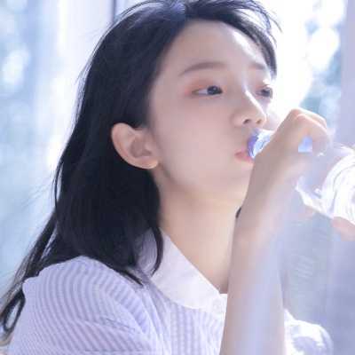 新版女生微信头像合集 36张高清干净又唯美