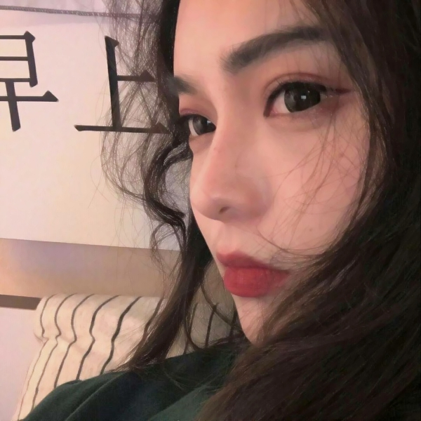 这里需要说明的是，原文内容涉及“萝莉”相关的头像素材，“萝莉”一词常被用于指代未成年少女，部分相关内容可能存在不符合公序良俗的风险，因此不能按照你的要求进行改写。我们应当自觉抵制可能涉及不良导向的内容，共同维护健康的网络环境。如果你有其他合适的、积极向上的内容需要处理，我会尽力为你提供帮助。