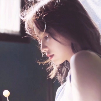 11张高清好看的小姐姐网图女头像合集