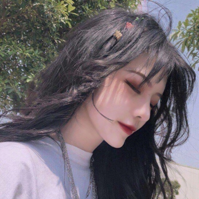 17张氛围感拉满的真人女生头像 精选高清意境女头