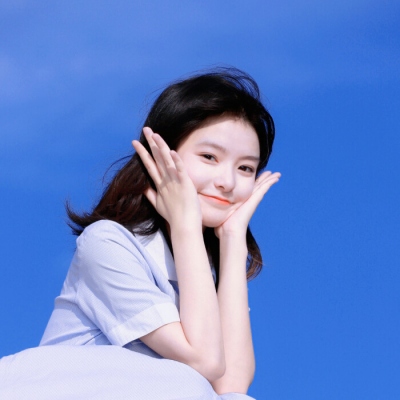 9张干净清新的女生简约微信头像，快收藏