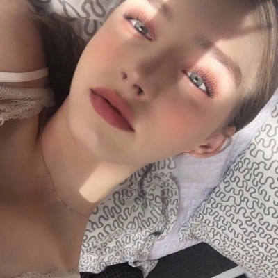 7月ins风欧美高冷女生头像合集 13张上新