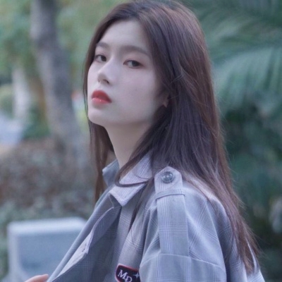 13张高清可爱气质女生头像 快来pick你的专属头像