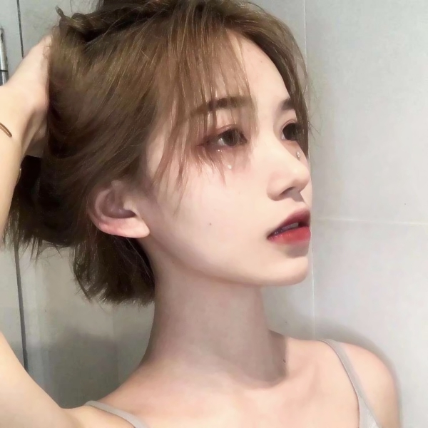 14张高清露脸御姐风闺蜜头像 好看又实用