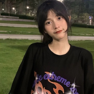 超火的ins风温柔干净女生头像，共19张可直接用