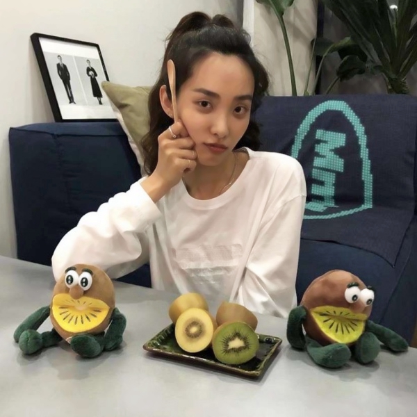 16张超清好看的少女微信头像 快来挑专属你的头像