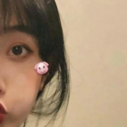 最新搞怪可爱女生头像 高清真人版合集共33张
