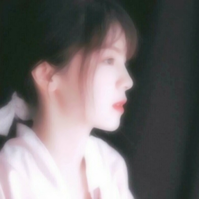 超仙朦胧感女生头像来啦！12张高清氛围感美图直接抱走