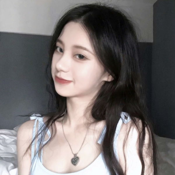 36张甜美女生高清微信头像 真人实拍质感拉满