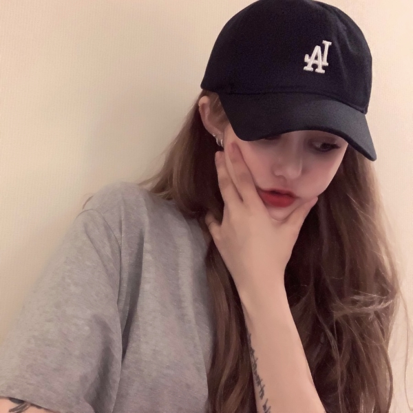 16张高清欧美范女生头像 个性又好看