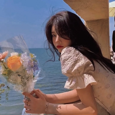 13张干净又清纯的女生头像，快收藏！