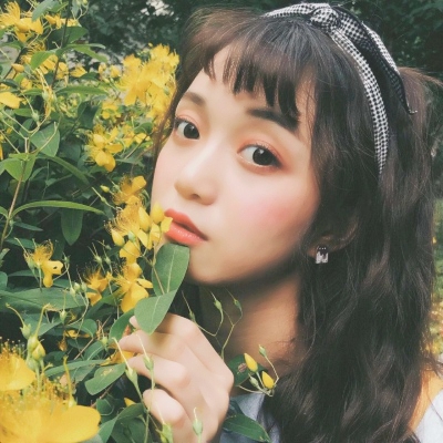 10张真人女生微信头像合集