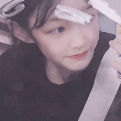 25张干净清新的网图女生头像 高清质感拉满