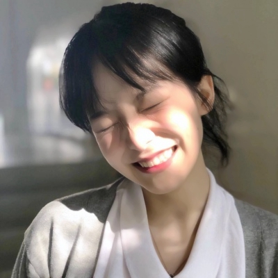 13张搞怪可爱女生头像合集 高清搞笑个性女头