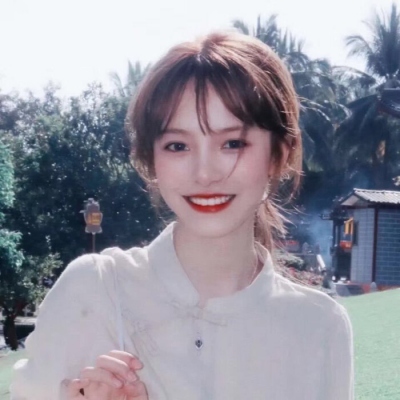 最新超仙真人女生头像 共6张高清图