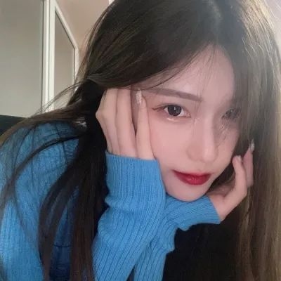最火的女生俏皮可爱头像合集 20张高清图