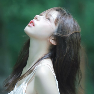 快手专属女生真人头像合集 共12张