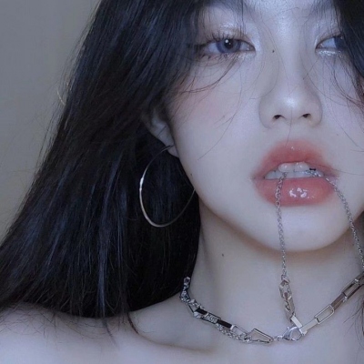 超好看的女神微信头像，一共10张高清图
