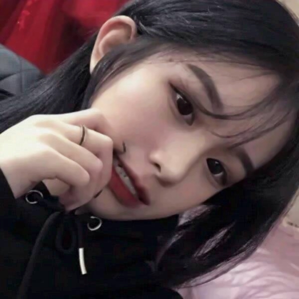 36张超清好看的女生时尚头像合集 直接当头像用超合适
