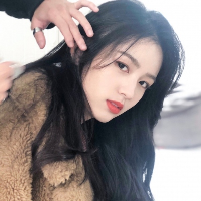 超治愈温柔女生头像合集 一共11张等你来挑