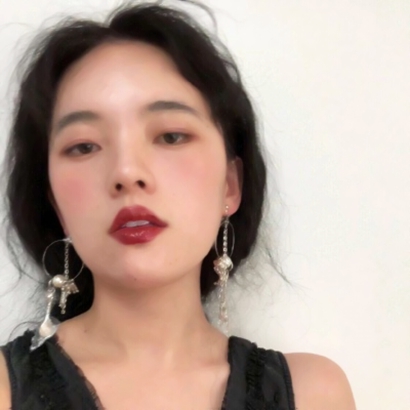 36张高清原宿风女生潮流头像合集