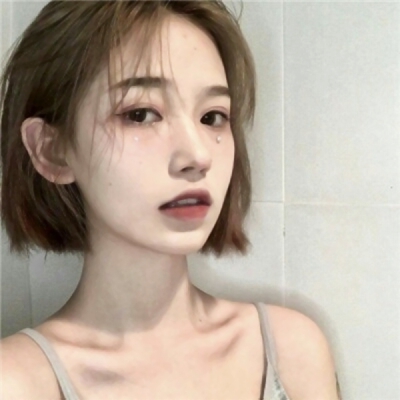 18张高清超酷ins风女生头像 个性感直接拉满