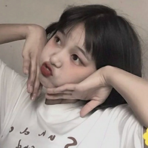 8张俏皮少女感拉满的超清可爱女生头像