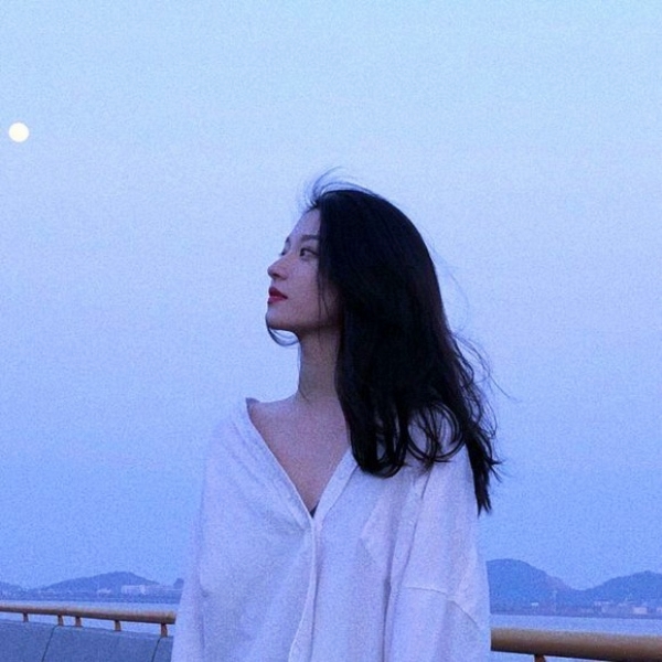 36张氛围感拉满的气质女生头像合集 唯美又有个性