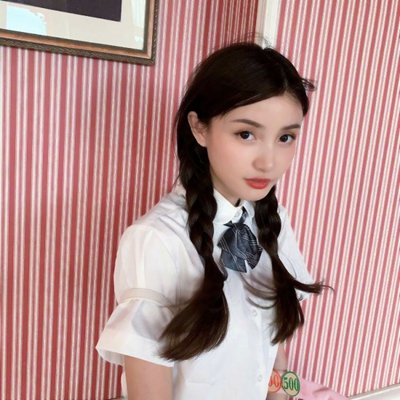 12张高清小清新女生网图头像 氛围感拉满