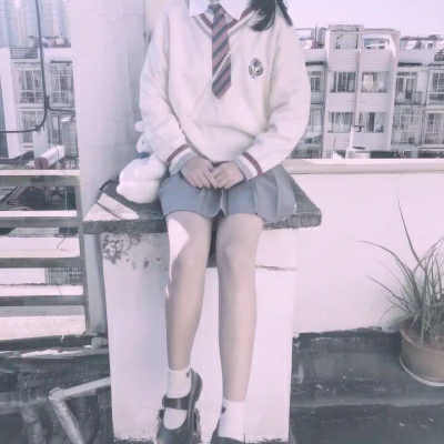 10张高清JK制服半身部位头像 女生头像合集