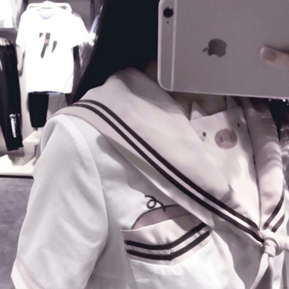 高清不露脸女生半身头像合集 9张好看的部位女头像